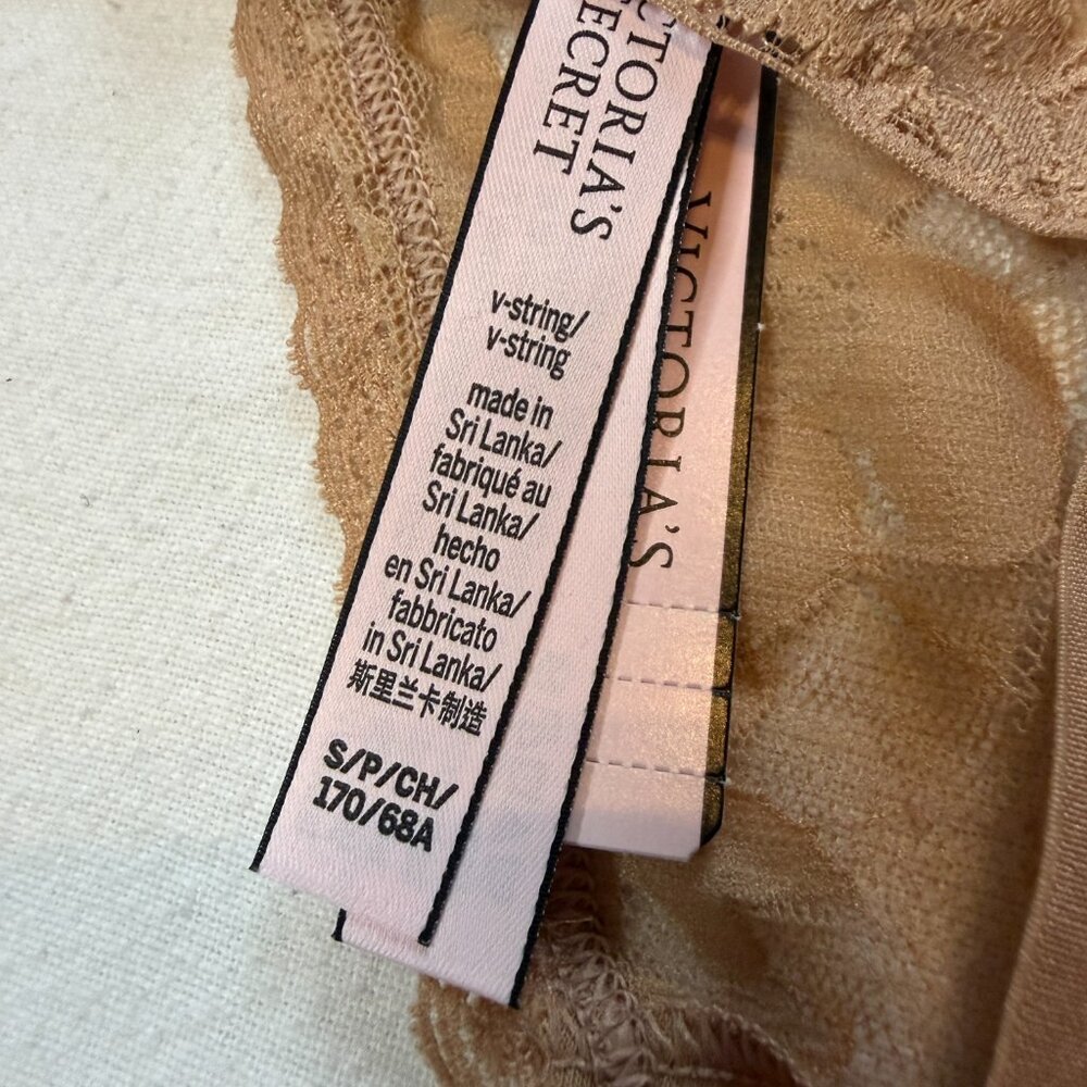 NWT Victoria's Secret Floral Lace V-String Panties Small 5 Piece - Picture 5 of 10